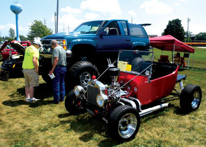 8 2 4 As 4 Blazer and T Bucket.jpg